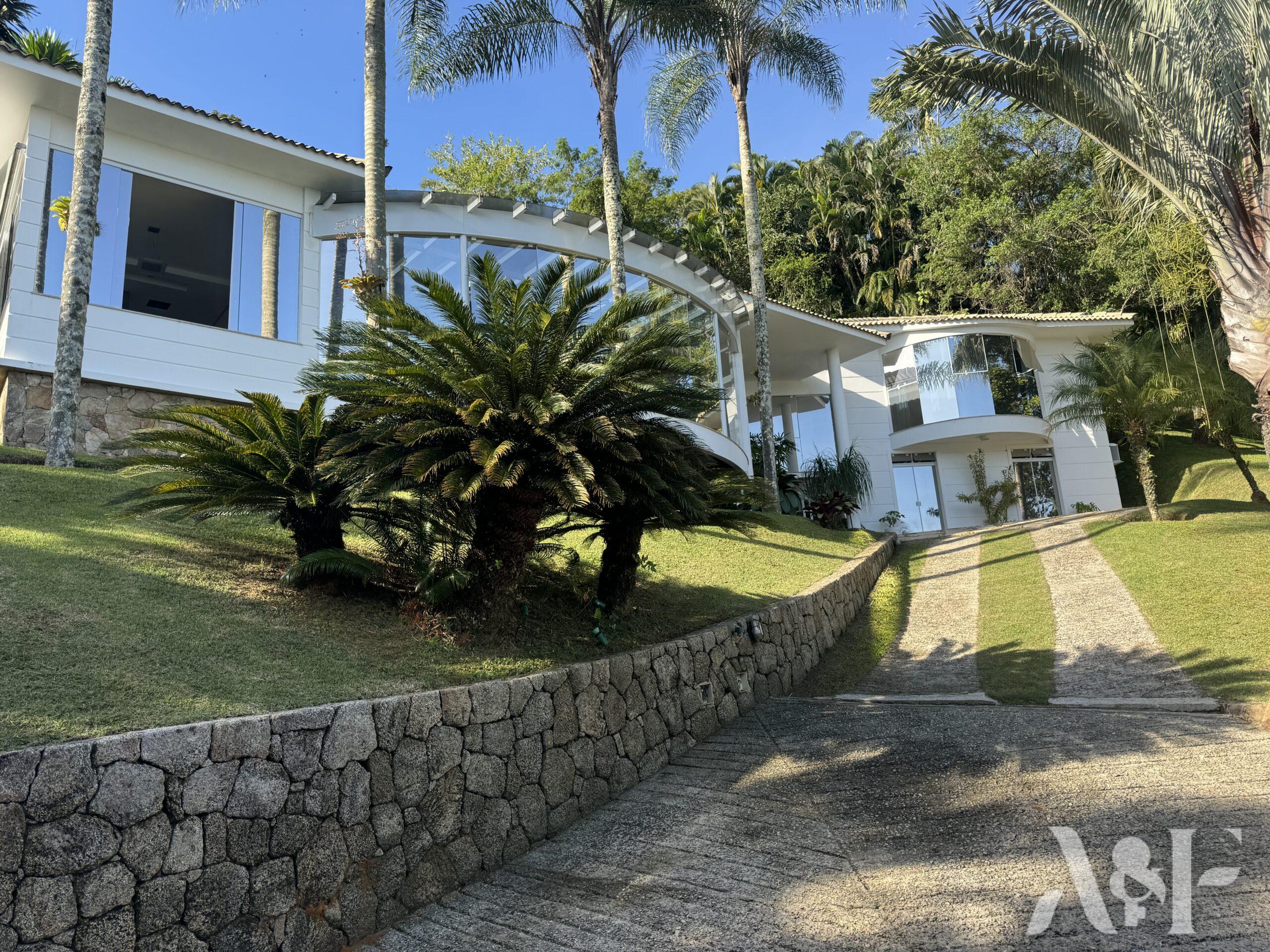 Belíssimo Imóvel a com vista paradisíaca para o Mar em Angra dos Reis/RJ.